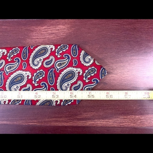 JOHN COMFORT London England All Silk Paisley Print on Red Necktie - Picture 9 of 9